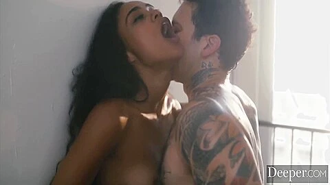 For Scarlit Love Is Never Enough 12 Min