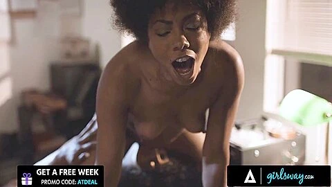 Detective Misty Stone Has Hard Sex With Her Colleague On Their Desk At The Police