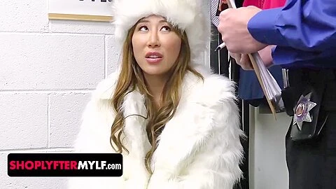 Super Hot Chinese Pornstar Nicole Doshi Gets A Cavity Search While Christmas Shopping