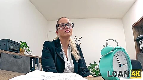 Deep Well Sex Shop - Jennifer Mendez