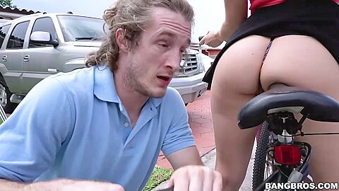 Teen 18+ With The Helping Hand - Aubrey Sinclair