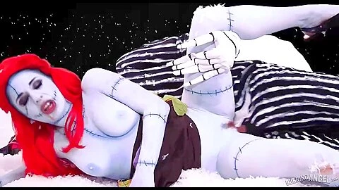 Zombie Slut Gets Fucked Balls Deep With Small Hands And Joanna Angel