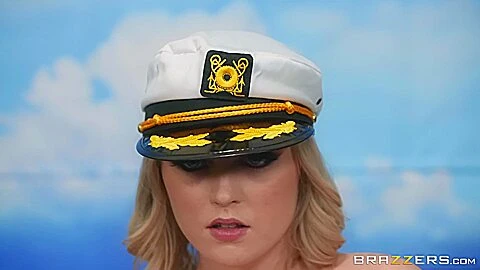River Fox, Van Wylde All Tits On Deck! / 1.3.2019