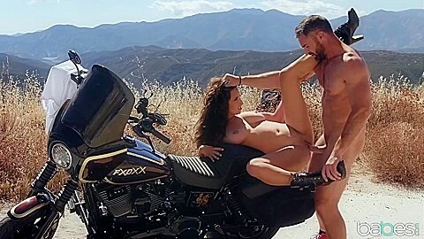 Ashley Adams And Charles Dera - Insane Outdoor Porn Video