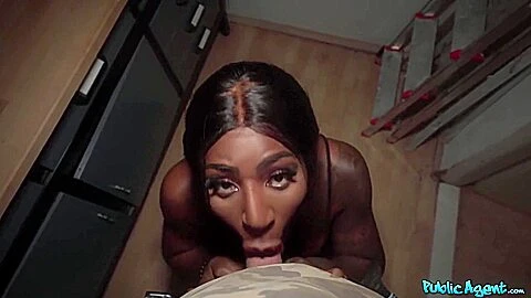 Josy Black - Public Hunter