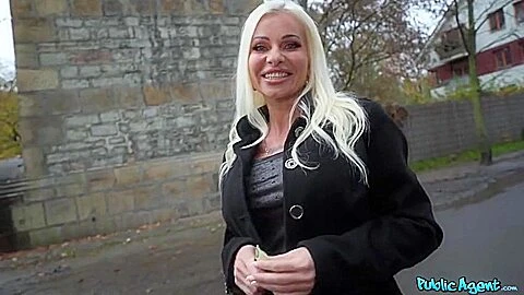 Suzi Grande - The Blonde Milf Teacher