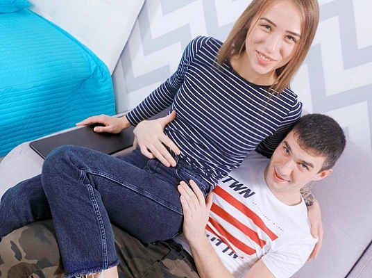 Couple fills love nest with lust